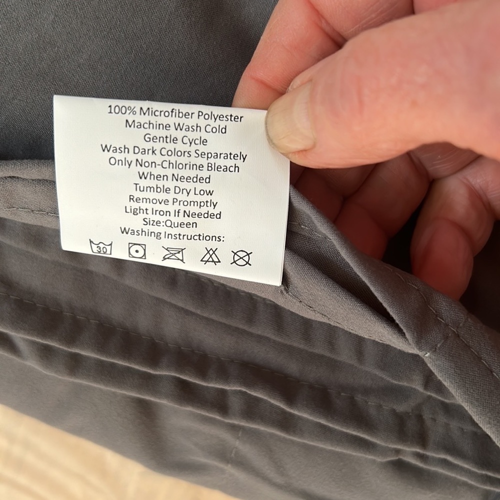 Brand new  set schilucheng Queen sheet set in box - Picture 13 of 13